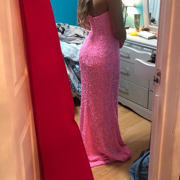 Strapless bubble gum pink Sherri hill dress - Picture 3 of 3